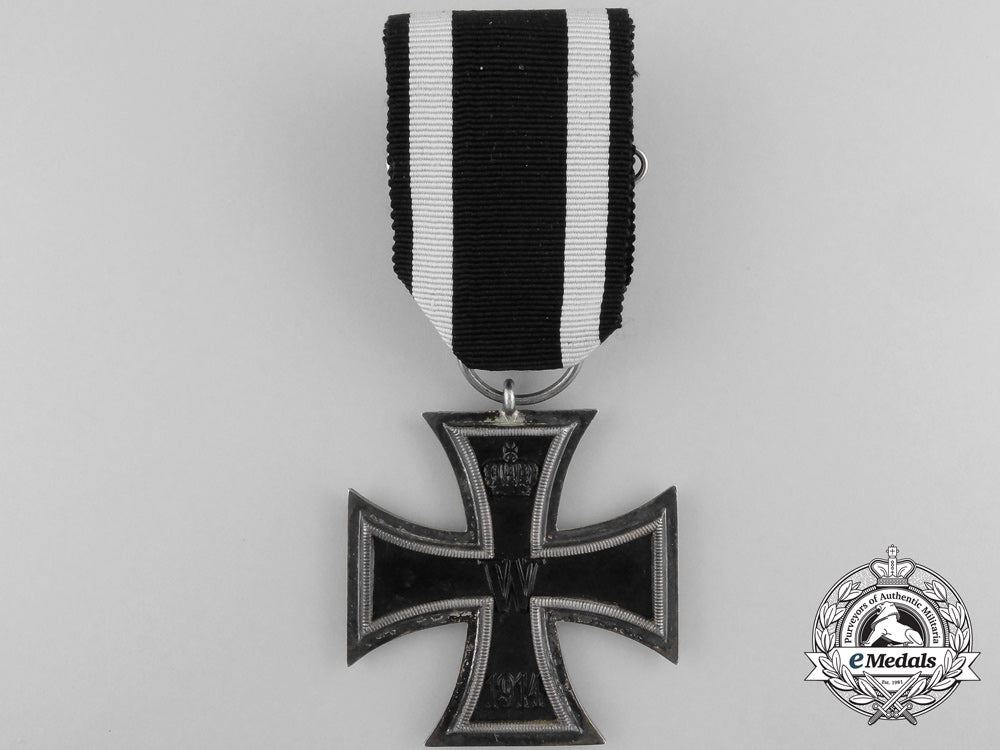 an_iron_cross_second_class1914_with_case&_marked_b_0305