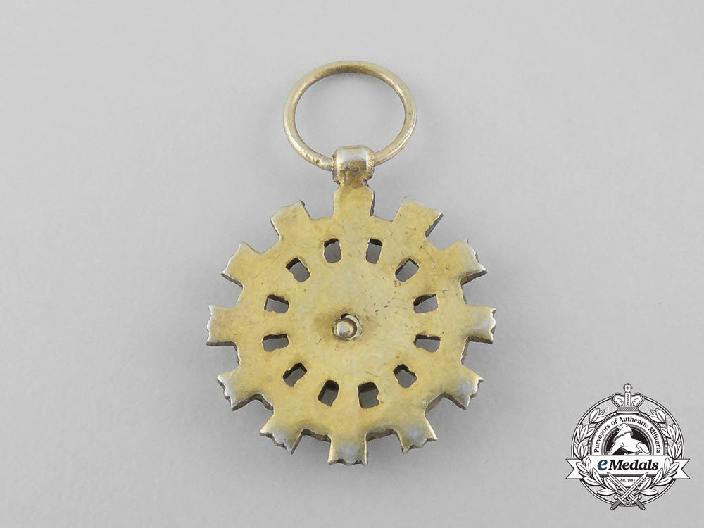 ecuador,_republic._an_order_of_merit;_knight,_by_cejalvo,_c.1945_b_0317