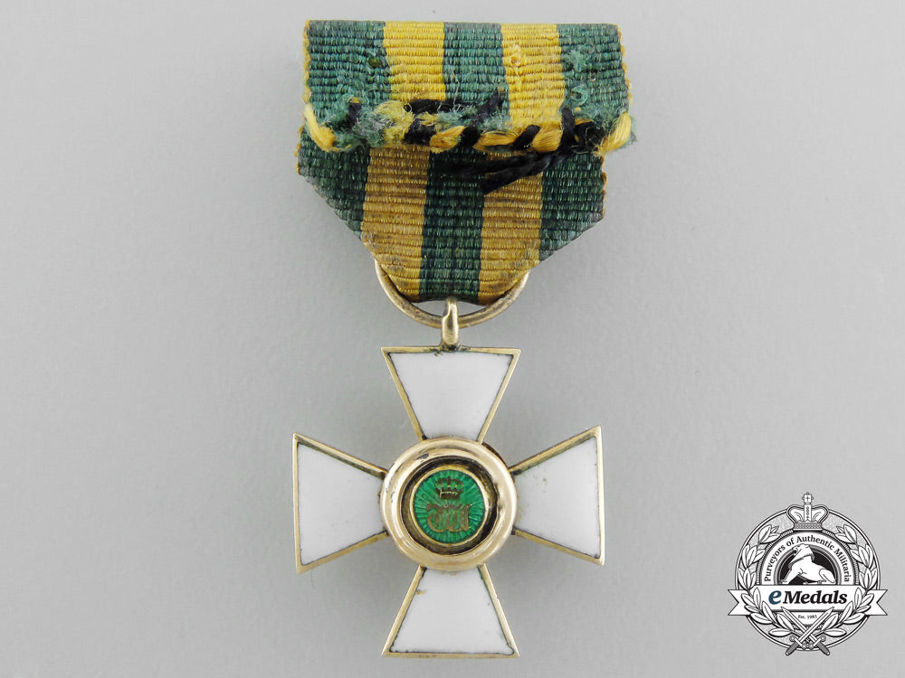 luxembourg._a_fine_miniature_order_of_the_oak_crown_in_gold_b_0662_1_1