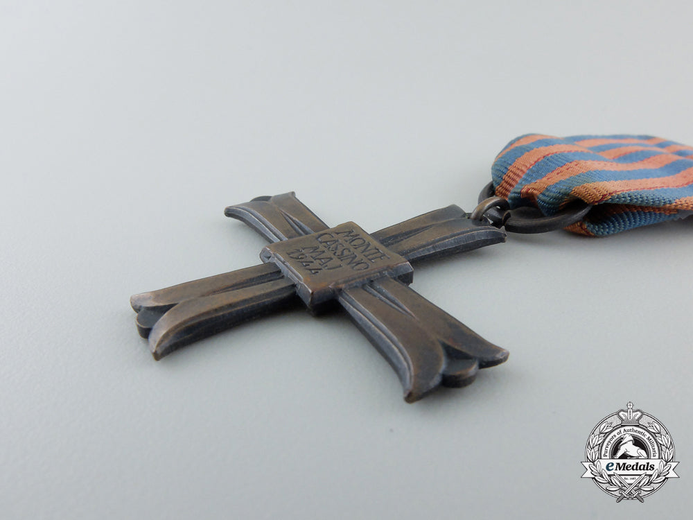 a_polish_commemorative_cross_of_monte_cassino_b_084