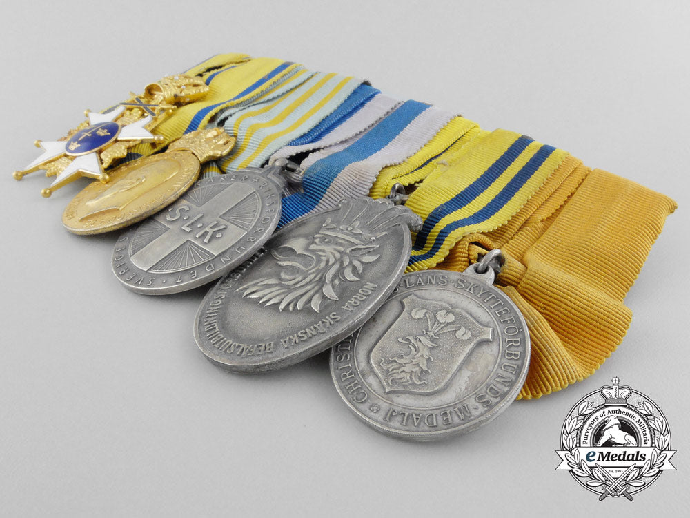 a_fine_swedish_order_of_the_sword_in_gold_medal_grouping_b_0920