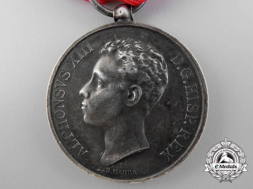 spain,_kingdom._an_alfonso_xiii_coronation_medal1902_with_miniature_b_1231
