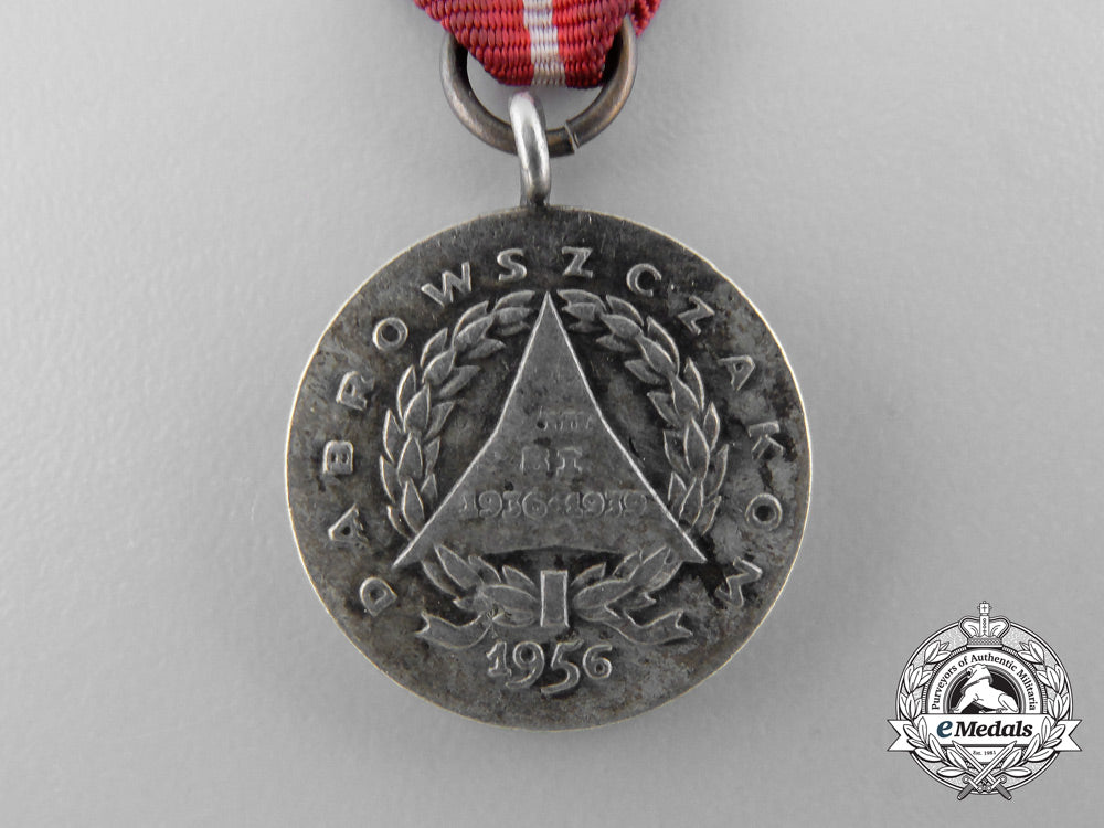 two_rare_polish_spanish_civil_war_decorations1936-1939_b_1800