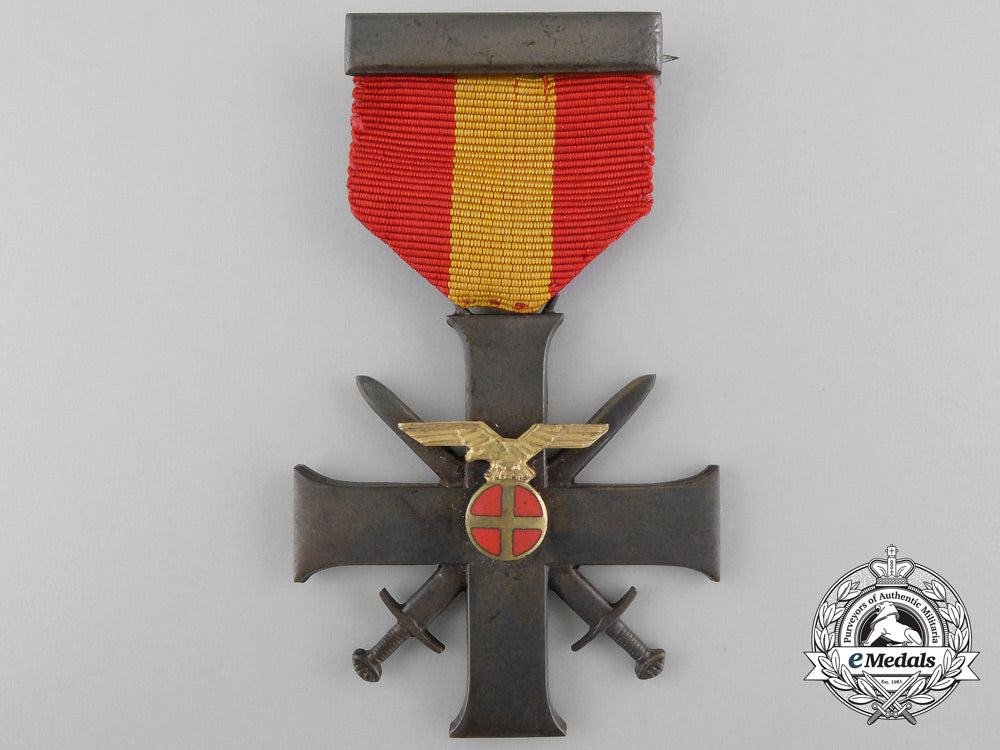 norway,_occupied_territory._a_merit_cross_with_swords,_ii_class_cross_with_case_b_1995