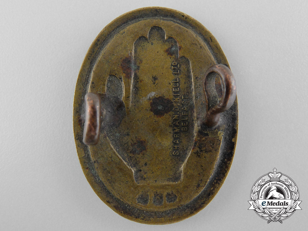 a_rare_first_war36_th_division_ulster_volunteer_force(_uvf)_irish_cap_badge_by_sharman._d._niell_ltd_belfast_b_2158