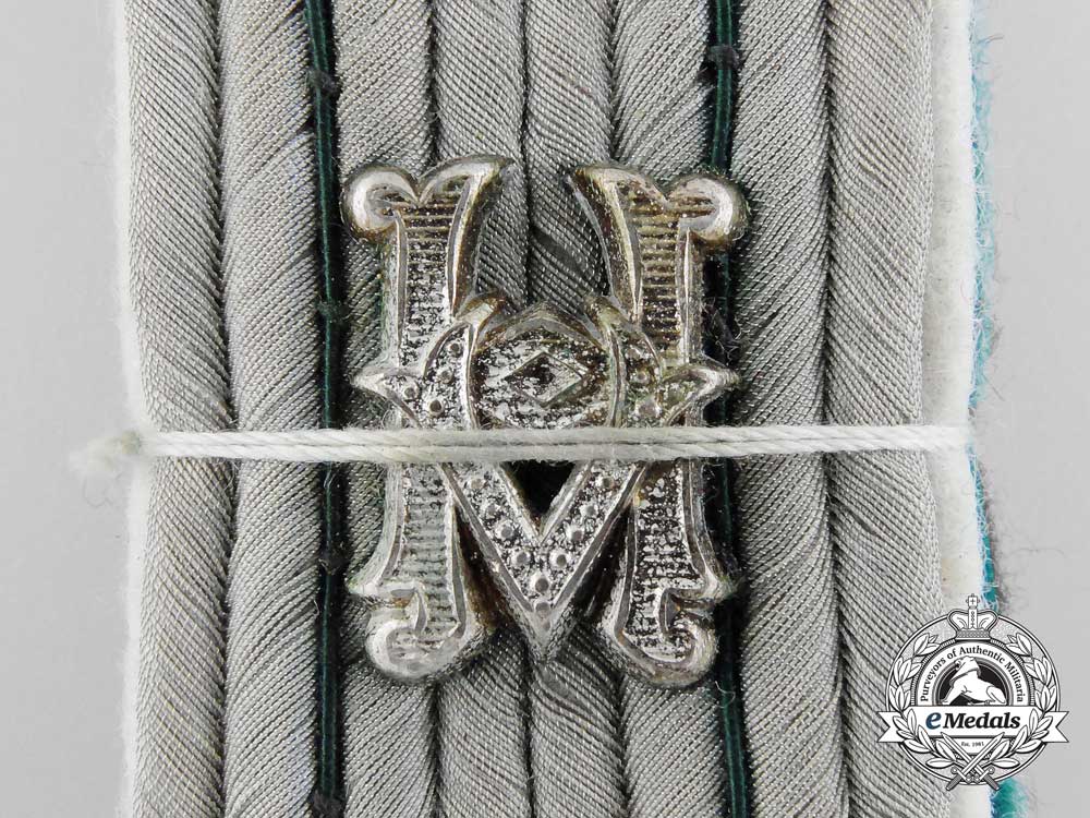 germany,_third_reich._a_set_of_armed_forces_paymaster_official_for_the_duration_of_the_war_shoulder_boards_b_2161