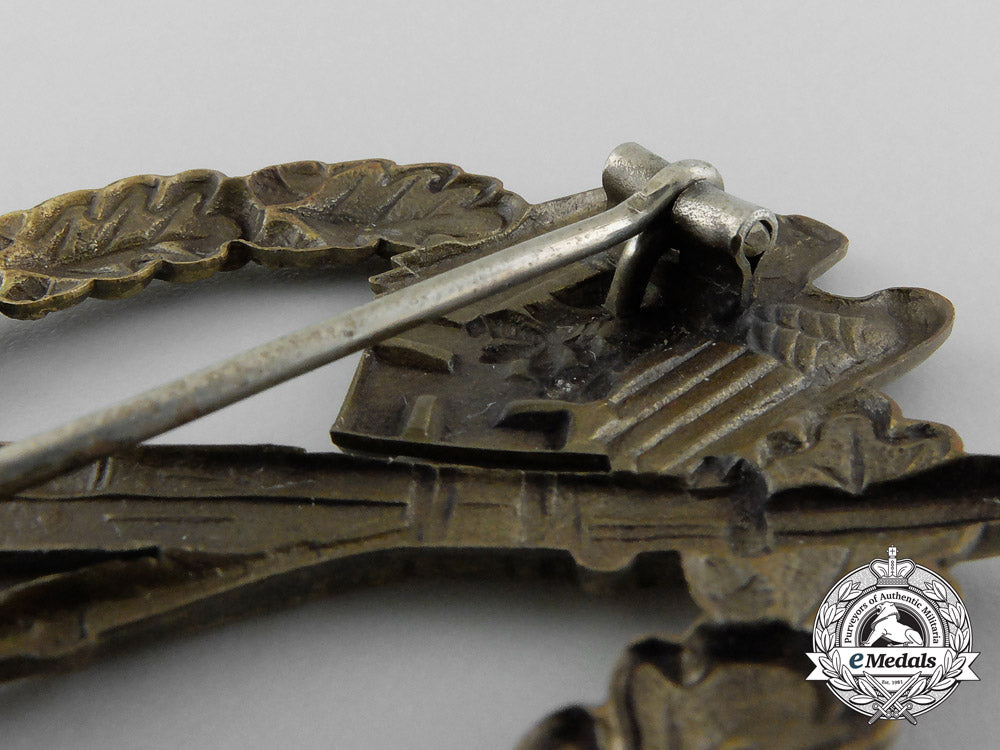 a_fine_quality_bronze_grade_infantry_badge_in_tombac_b_2351