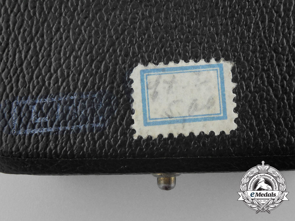 a_case_for19391_st_class_iron_cross;_marked_b_3412