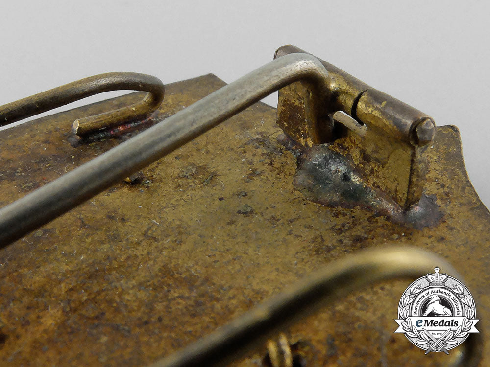 a_spanish_franquist_students_league_of_the_falange_army_badge_b_3702