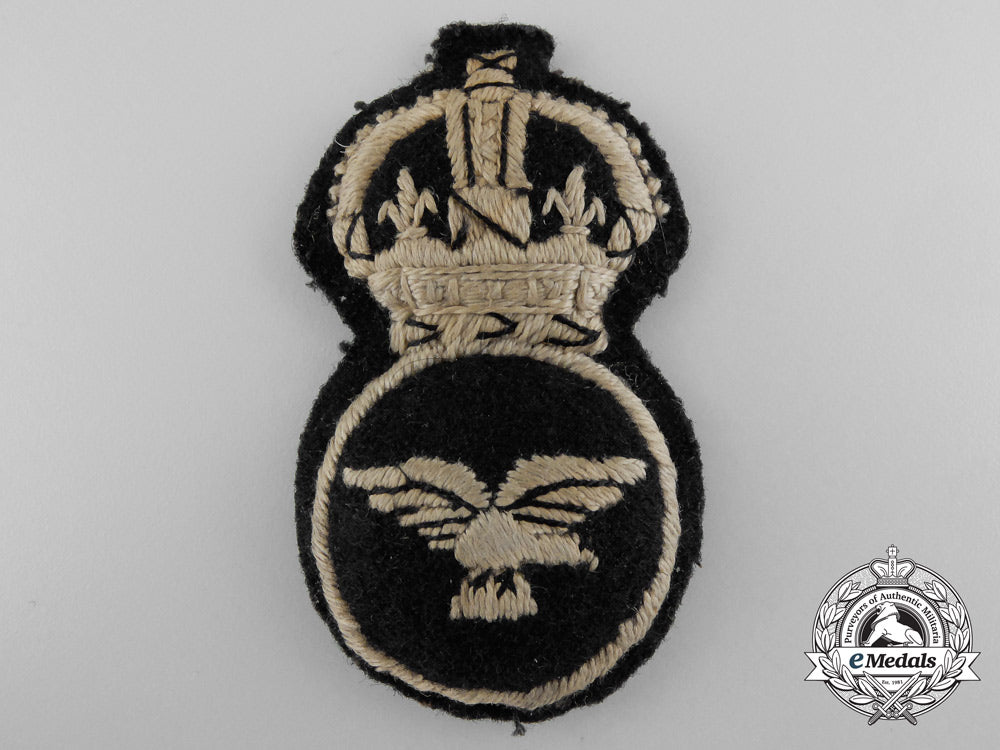 a_scarce_women’s_royal_air_force;1_st_pattern1918_cap_badge_b_4179