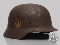 A Battlefield Recovered Single Decal Ss M40 Helmet