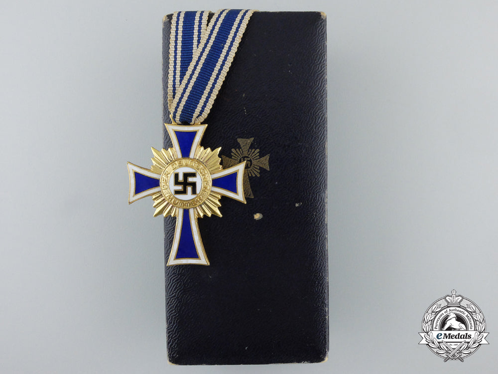 a_german_mother's_cross;_gold_grade_with_case_b_571