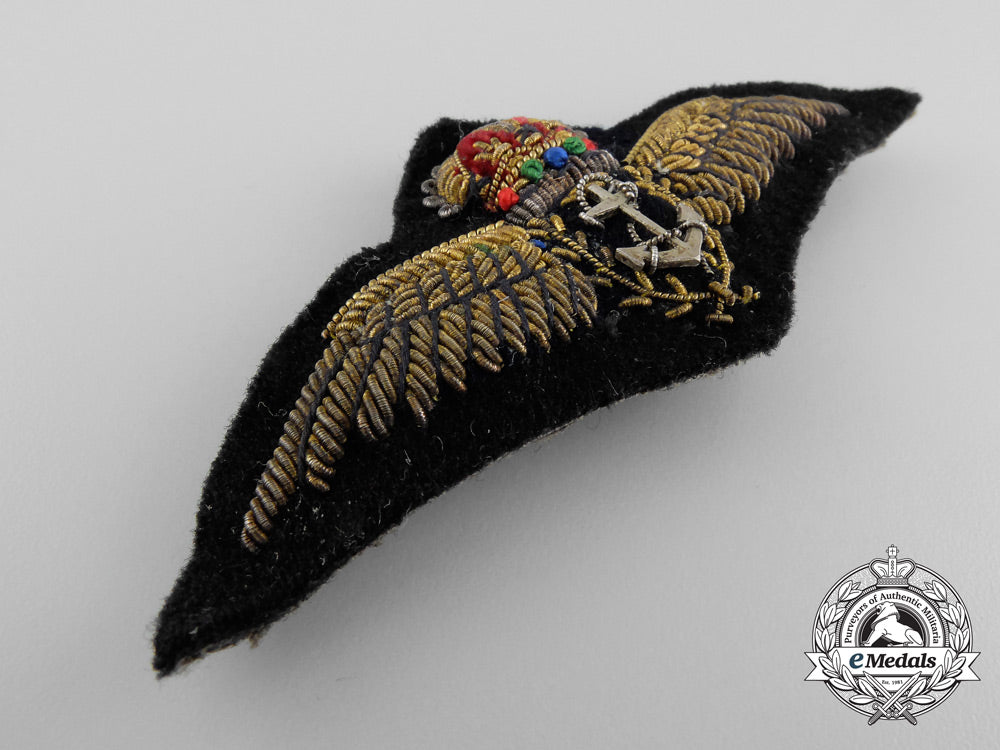 a_british_fleet_air_arm_pilot_badge_b_6070