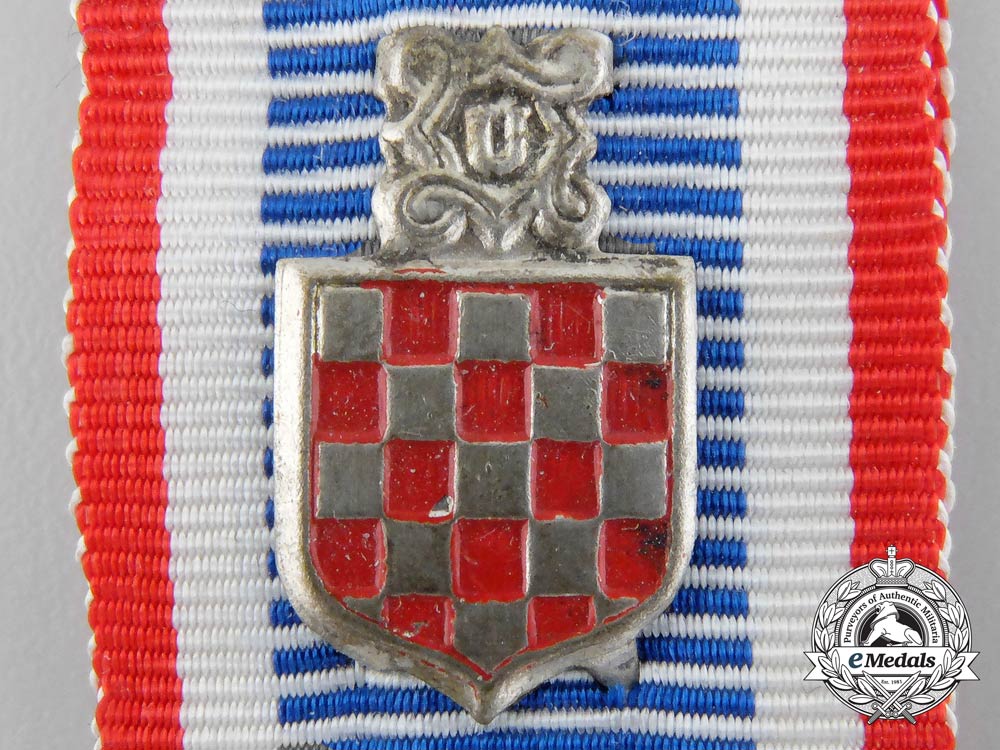 a_croatian_second_war_commemorative_badge_b_6150