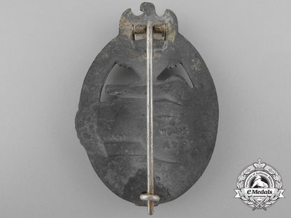 a_silver_grade_tank_badge_by_arno_wallpach_of_salzburg1942_b_6717