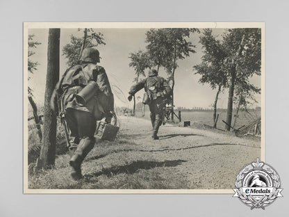 a_lot_of_twelve_waffen-_ss_picture_postcards_b_6855