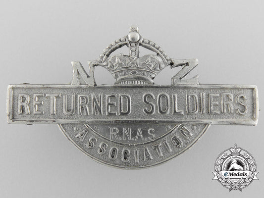 a_new_zealand_returned_soldiers_badge;_royal_naval_air_service_b_7330