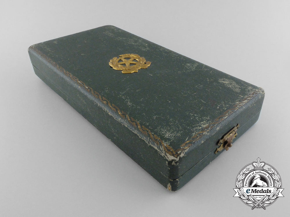 an_italian_order_of_the_italian_star_of_solidarity;_third_class_b_7649_1_1_1