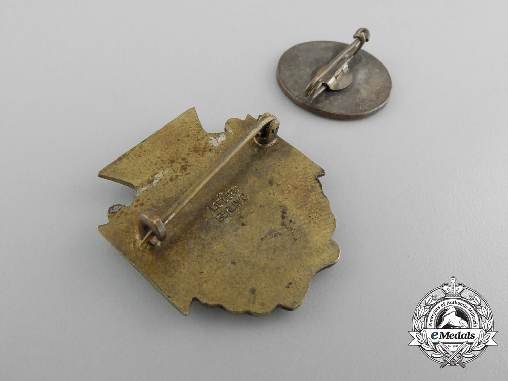 two_german_imperial_red_cross_badges_b_7755