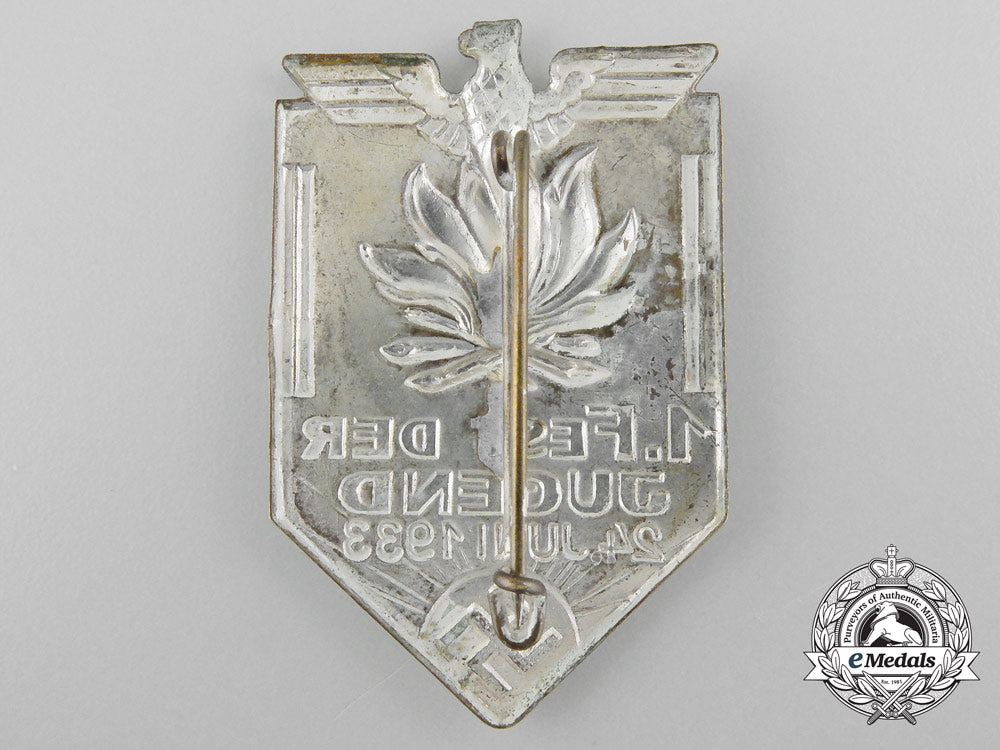 a1933_commemorative_german_socialist_working-_youth_badge_b_7843