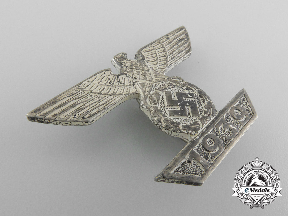 a_clasp_to_the_iron_cross_first_class1939_with_case_b_7981_1