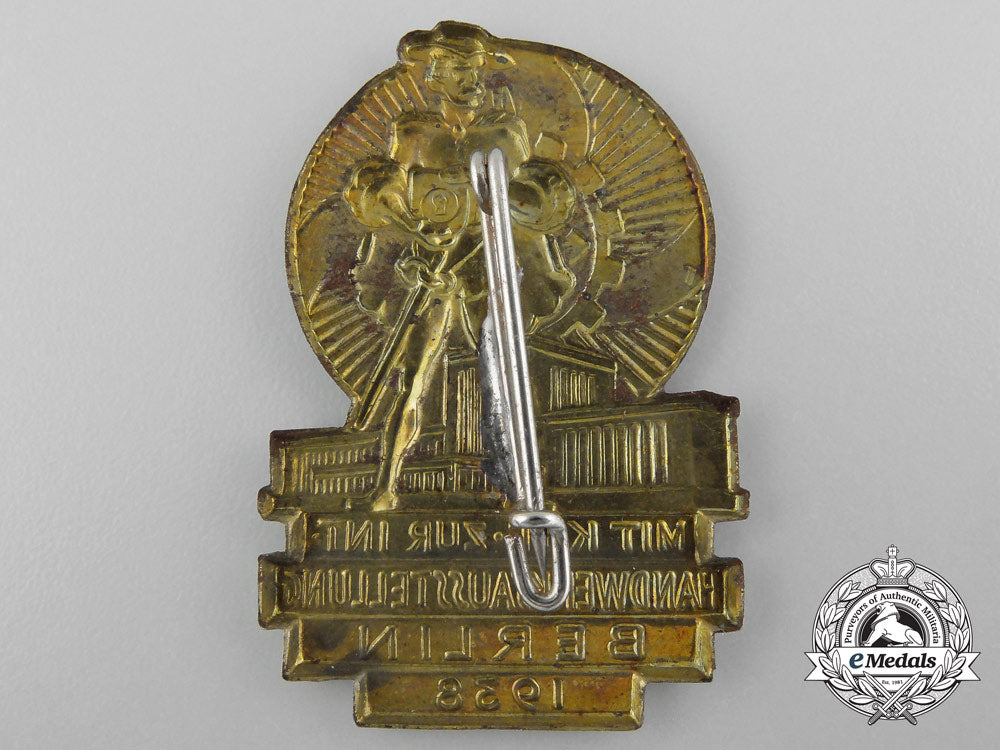 a1938_berlintrade_exhibition_badge_b_8493