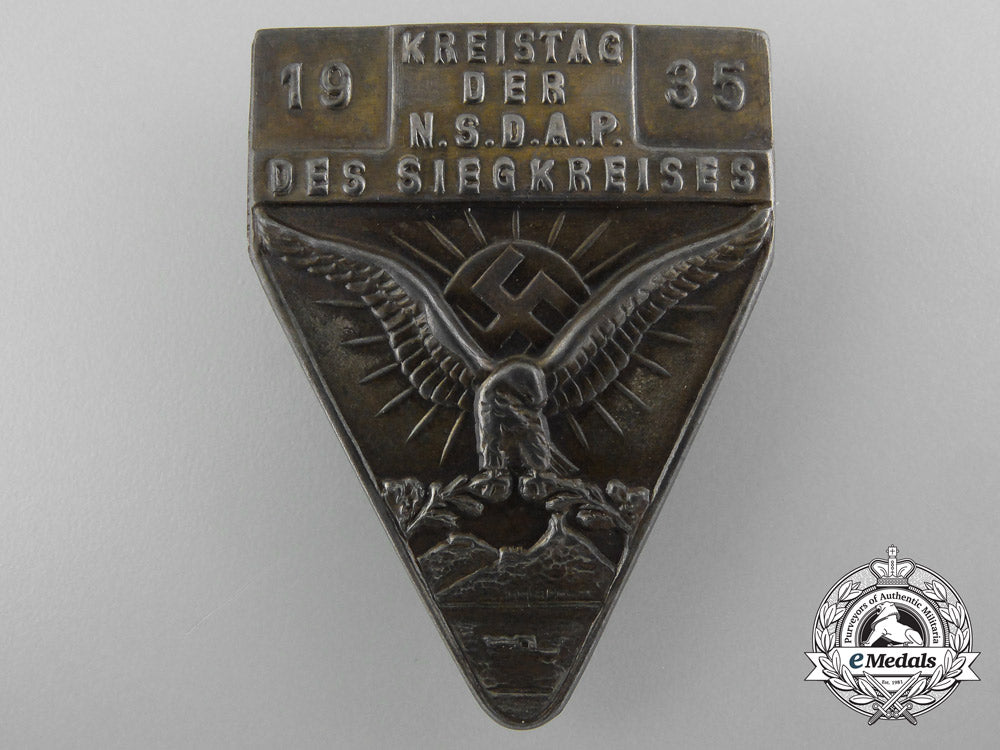germany,_nsdap._a_district_day_of_the_nsdap_of“_the_victorious_district”_badge,1935_b_9240