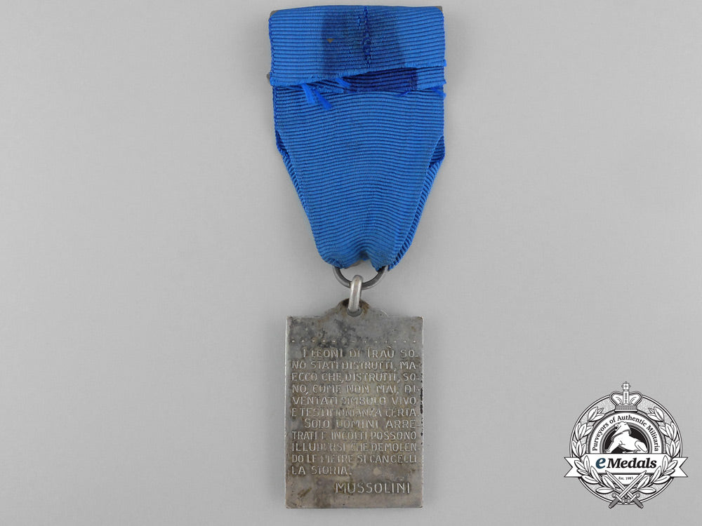 an_italian_second_war_medal_for_dalmatian/_croatian_city_of_split_b_9625