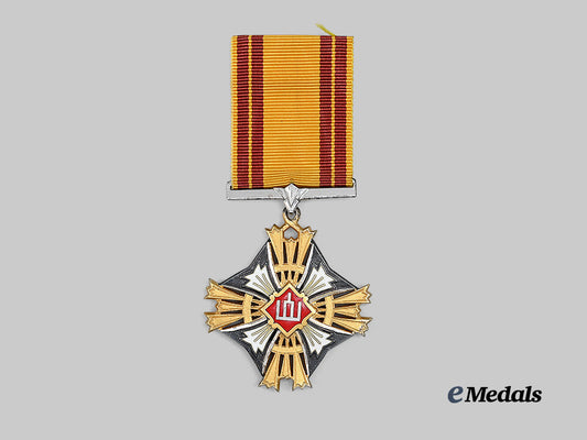 lithuania,_republic._an_order_of_the_grand_duke_gediminas,_v_class_e_medals__e_u24414_2