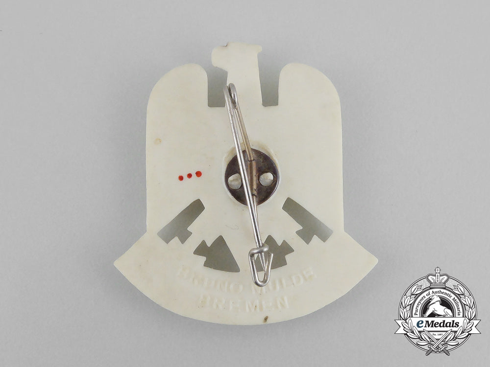 a_third_reich_period_hj5_th_sports_championships_on_the_north_sea_badge_bb_0096