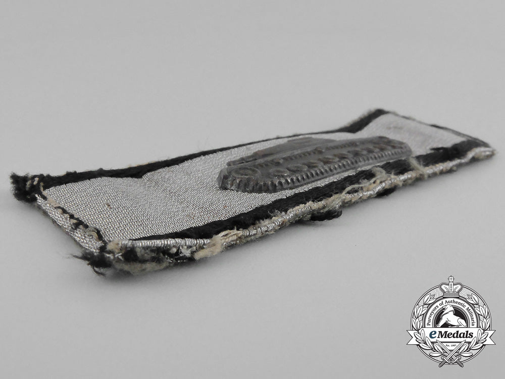 a_silver_grade_badge_for_single-_handed_tank_destruction;_uniform_removed_bb_0450