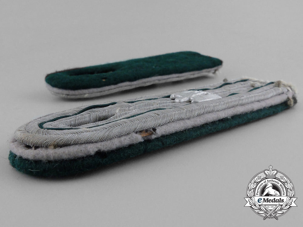 two_second_war_german_civil_administrator_shoulder_boards_bb_0573