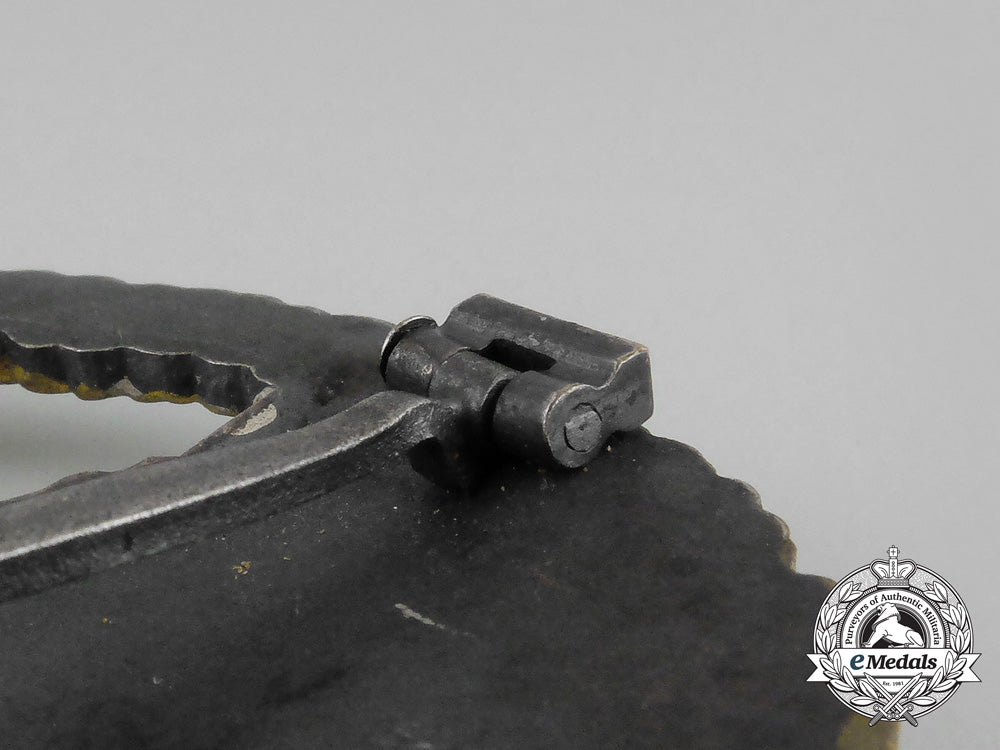 a_kriegsmarine_e-_boat_badge;1_st_type_by_georg_schwerin_bb_0615