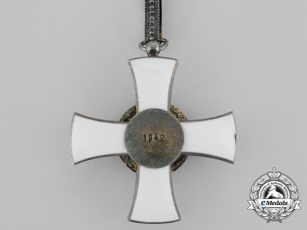 hungary._an_order_of_the_holy_crown,_knight_commander_badge,1942_bb_0980