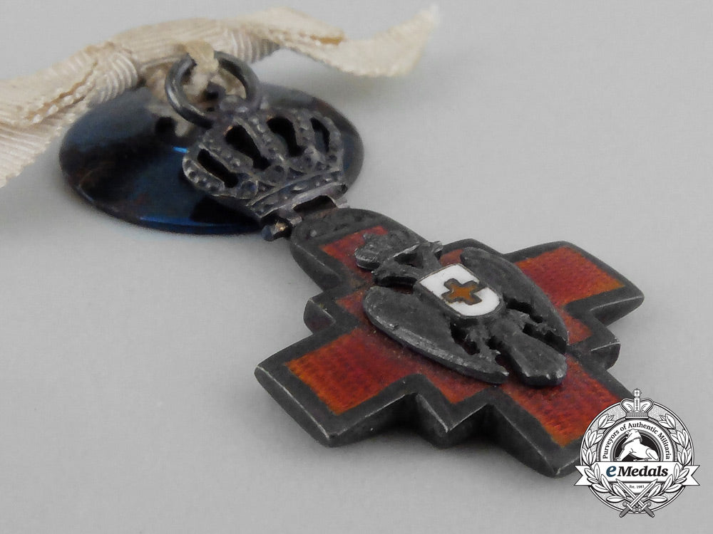 a_miniature_serbian_cross_of_the_red_cross_society_bb_1022