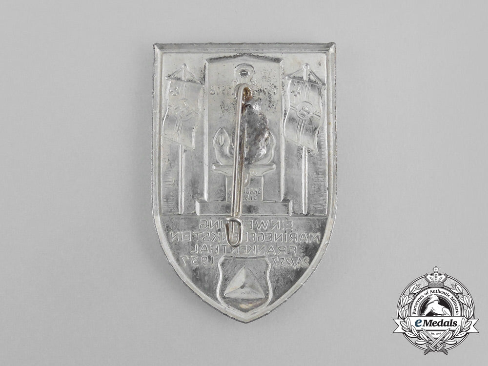 a1937_official_opening_of_the_navy_remembrance_monument_badge_bb_1077