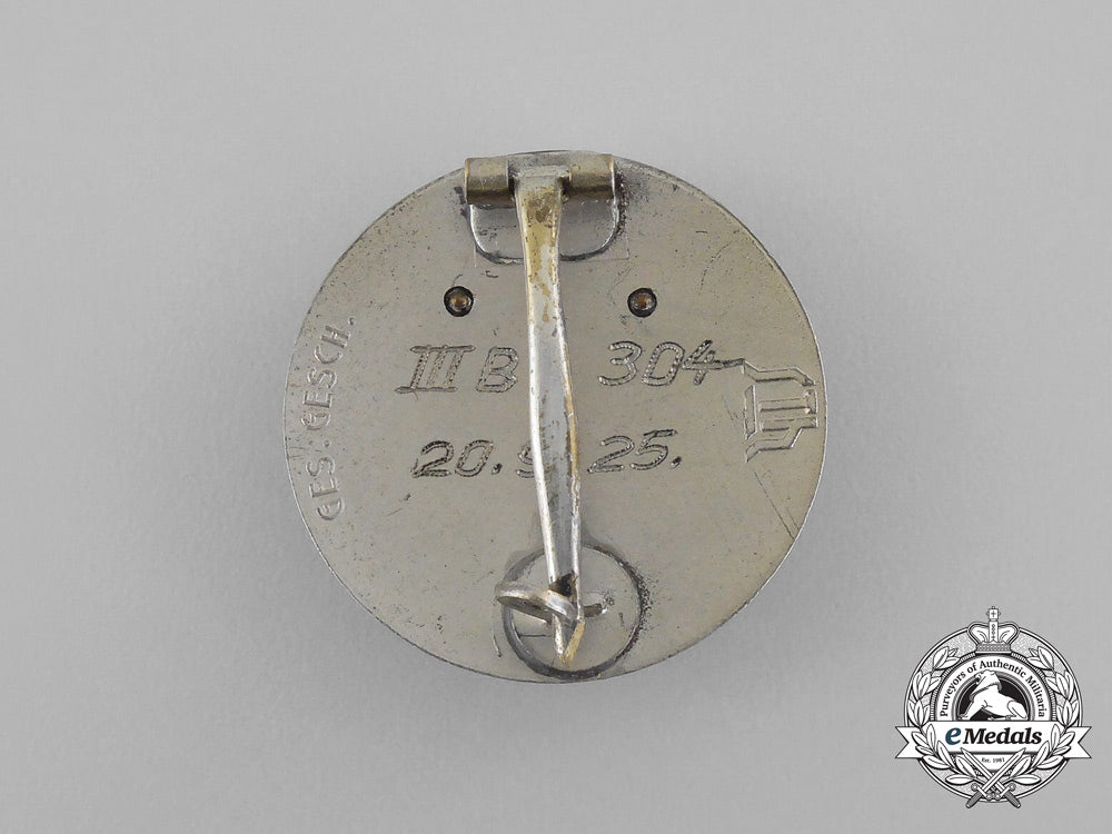 a_der_stahlhelm(_steel_helmets)_veteran's_association_membership_badge1925_bb_1652