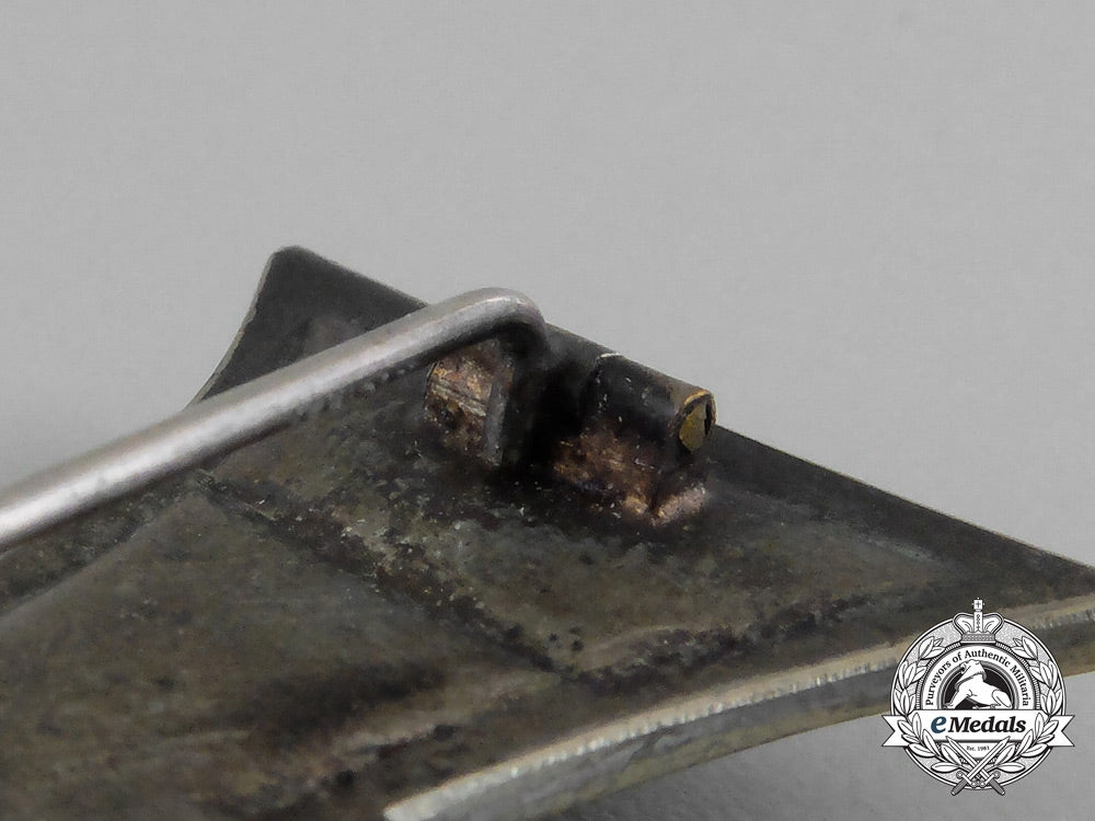 an_uncommon_iron_cross1_st_class1914_by_a._werner&_sohne_bb_2091_1