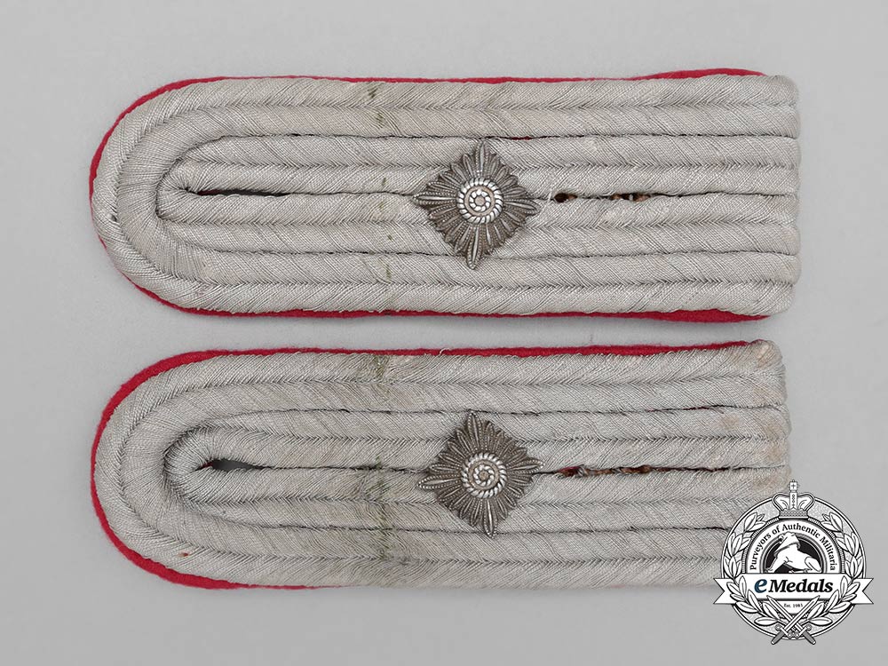 a_set_of_wehrmacht_heer(_army)_veterinary“_oberveterinär”_shoulder_boards_bb_3423