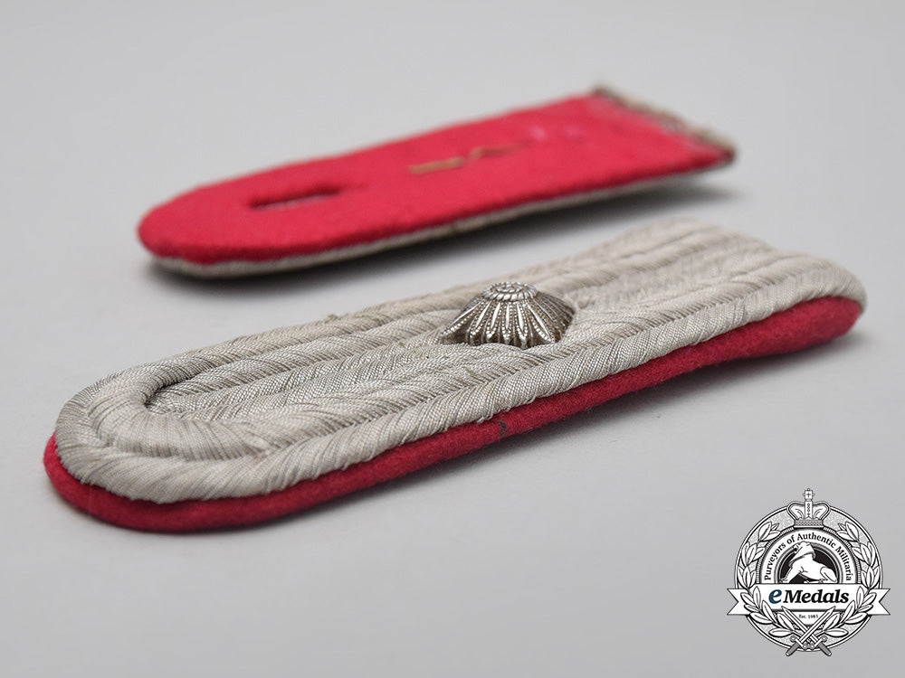 a_set_of_wehrmacht_heer(_army)_veterinary“_oberveterinär”_shoulder_boards_bb_3425