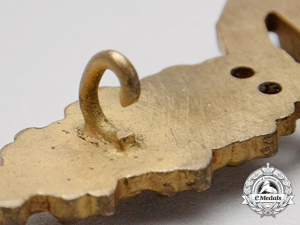 a_gold_grade_luftwaffe_reconnaissance_flyer_clasp_with200_flights_hanger_bb_3461_1