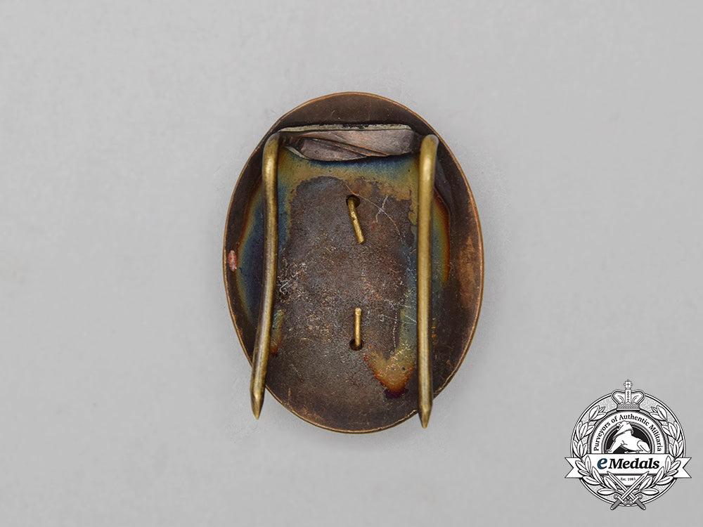 a_serbian_officer's_cap_badge,_alexander_i(1890)_bb_3804