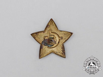 a_soviet_russian_red_army_private's_field_cap_badge_bb_4507