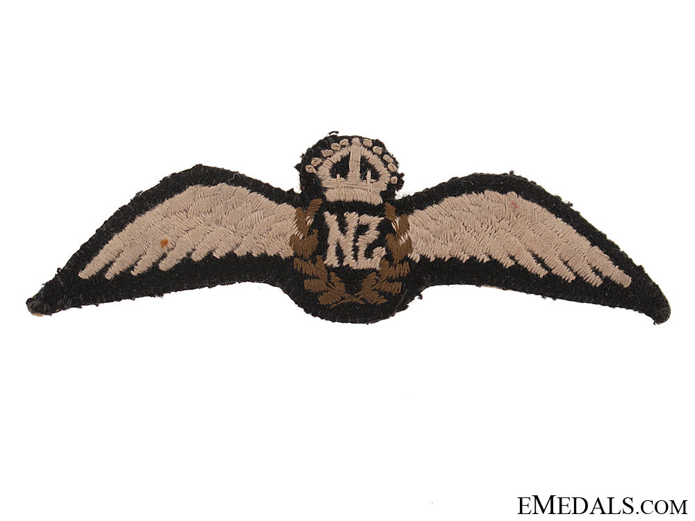 wwii_new_zealand_air_force_pilot_wing_bmc115