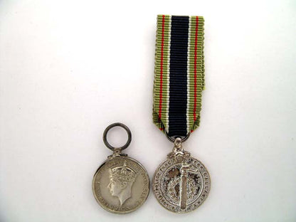 two_miniature_medals_bmm30101