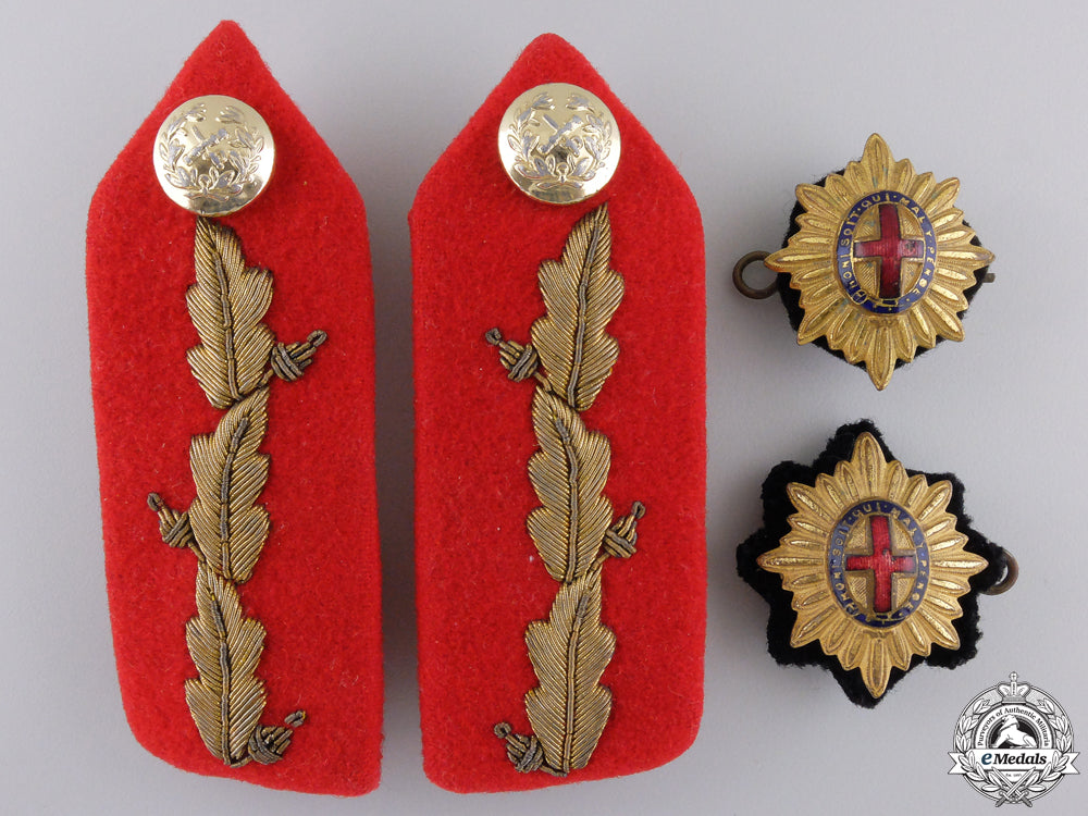 united_kingdom._a_set_of_general's_collar_badges_and_insignia_british_general__559d82913b8e6_1