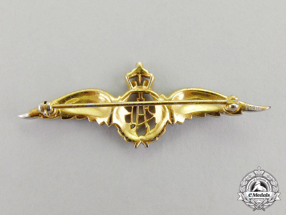 great_britain._a_royal_air_force(_raf)_sweetheart_badge_c17-3766