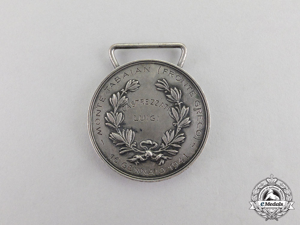 italy,_kingdom._a_silver"_al_valore_militare"_medal_awarded_for_greek_campaign,_c.1941_c17-378_3_1_1