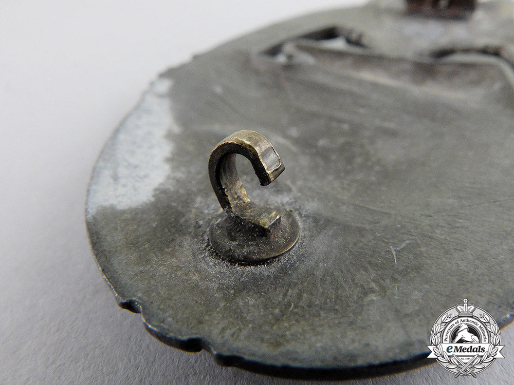 germany._a_silver_grade_tank_badge;_unknown“_daisy”_variant_c17-4099