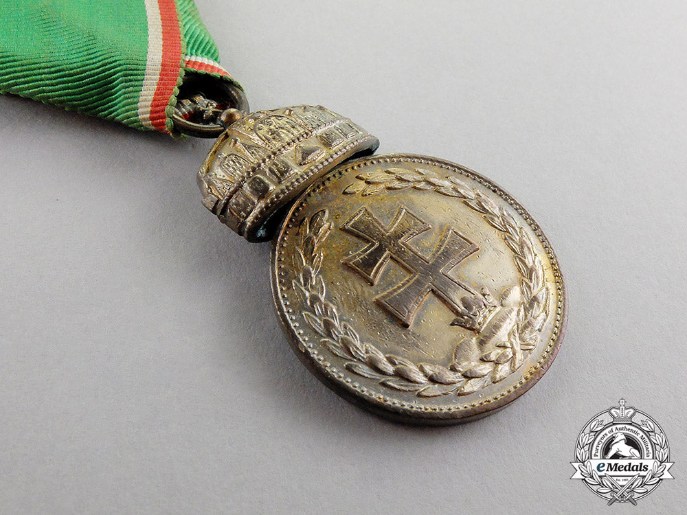 hungary,_kingdom._two_military_decorations&_awards_c17-4552